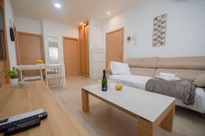 Apartamento en Madrid - M (MJU14B) Bonito Apartamento cerca Santiago Berna