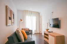 Apartamento en Madrid - M (SEN169)Amplio Apartamento con Balcón en Calle S