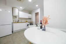 Studio à Madrid - M (GUA6L) Acogedor y Espacioso Estudio en Madrid