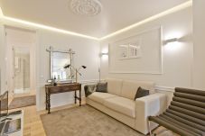 Apartamento em Lisboa - Exclusive Downtown Apartment (C74)