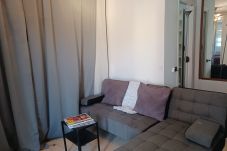 Apartamento em Madrid - M (VAL37) Ap. Chueca-Fuencarral patio privado