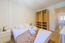 Quarto em Madrid - M (SAP35B) Acogedora habitación con cama doble