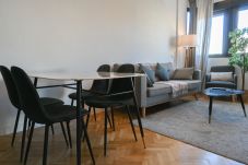 Apartamento em Madrid - M (SIL2) Bonito apartamento de dos dormitorios a p