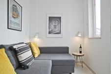 Apartment in Lisbon - Bica River View III (C88)