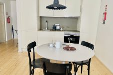 Apartment in Porto - YOUROPO - Taipas 1